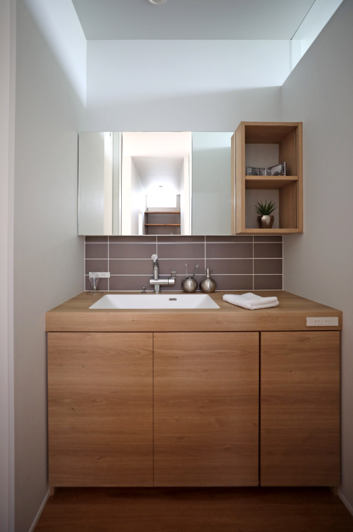 Black & Woodの家造作洗面台