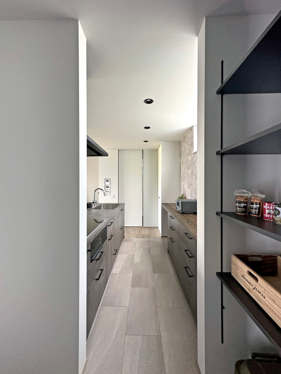 Cool Flat House動線